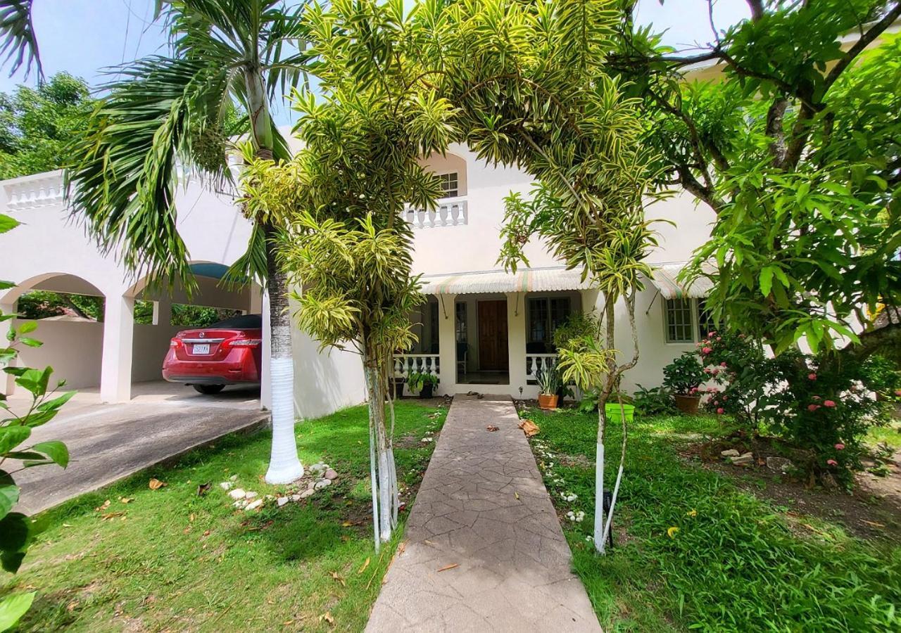 Green'S Palace Jamaica Oracabessa Exterior photo